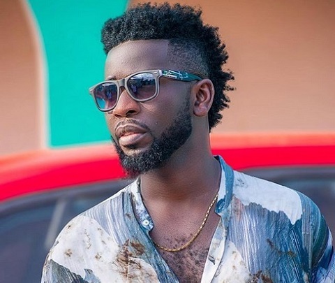 Words Fly As Radio Panelist Jabs Bisa Kdei Live On Air