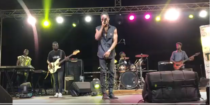 Video: Worlasi Grabs 10,000 Hearts At First Ever Show In Volta