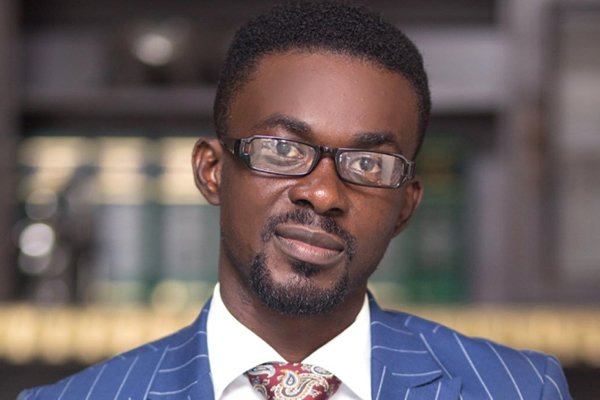 Menzgold management conniving to secretly pay ‘close friends’ – Staff