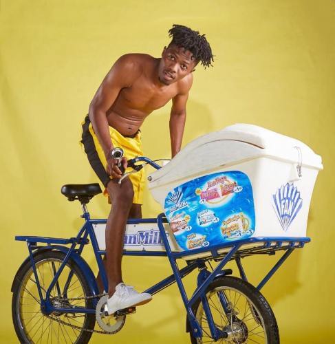 ‘Repeating the same outfit is none of your business’ – Kwesi Arthur to Critics