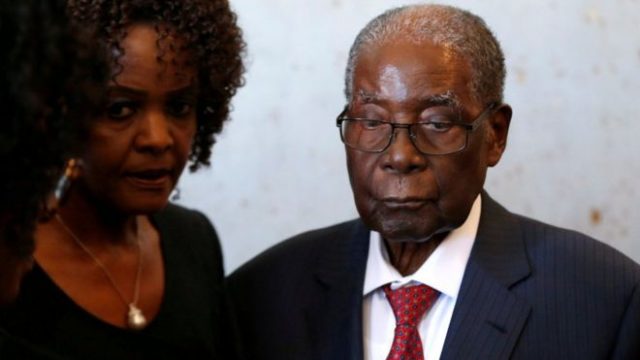 Suitcase full of cash stolen from Mugabe