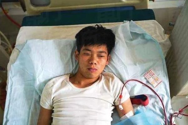 Chinese man disabled for life after selling kidney to buy iPhone