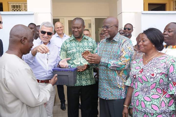 Ghana Cocoa Board (COCOBOD) has taken over 16 new staff apartment from Amandi investment Limited at Cocoa Village in Tema