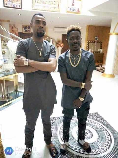 Photos from Shatta Wale’s visit to Rev. Obofuor