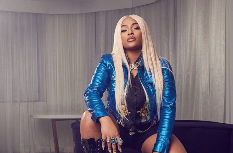 Stefflon Don ft. Kojo Funds - Take off