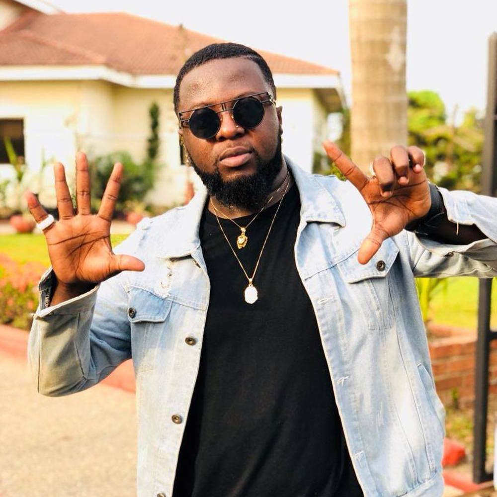 Guru ft. Kweysi Swat - Focus (Prod. By Tombeatz)
