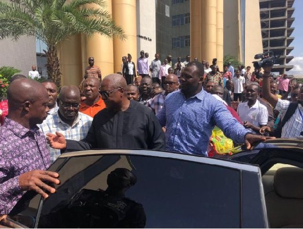 Court grants Ofosu Ampofo and Boahen Gh¢100,000 bail; case adjourned to May 6