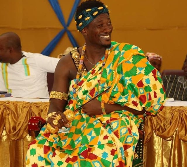 V/R: Asamoah Gyan installed as ‘kind-hearted, progressive chief’