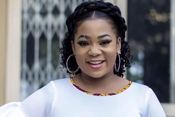 Don't Sit On Radio And Disrespect My Loom  Business - Vicky Zugah Fires At Critics