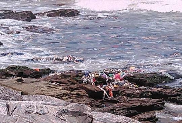 Disturbing: Sakumono Beach Now A Refuse Dump