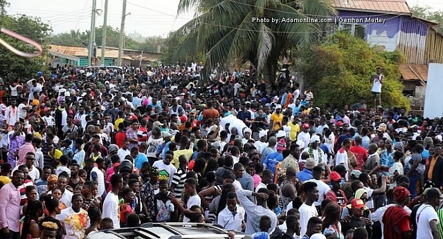 Video: Thousands Throng Gomoah Fetteh For Atopa Festival