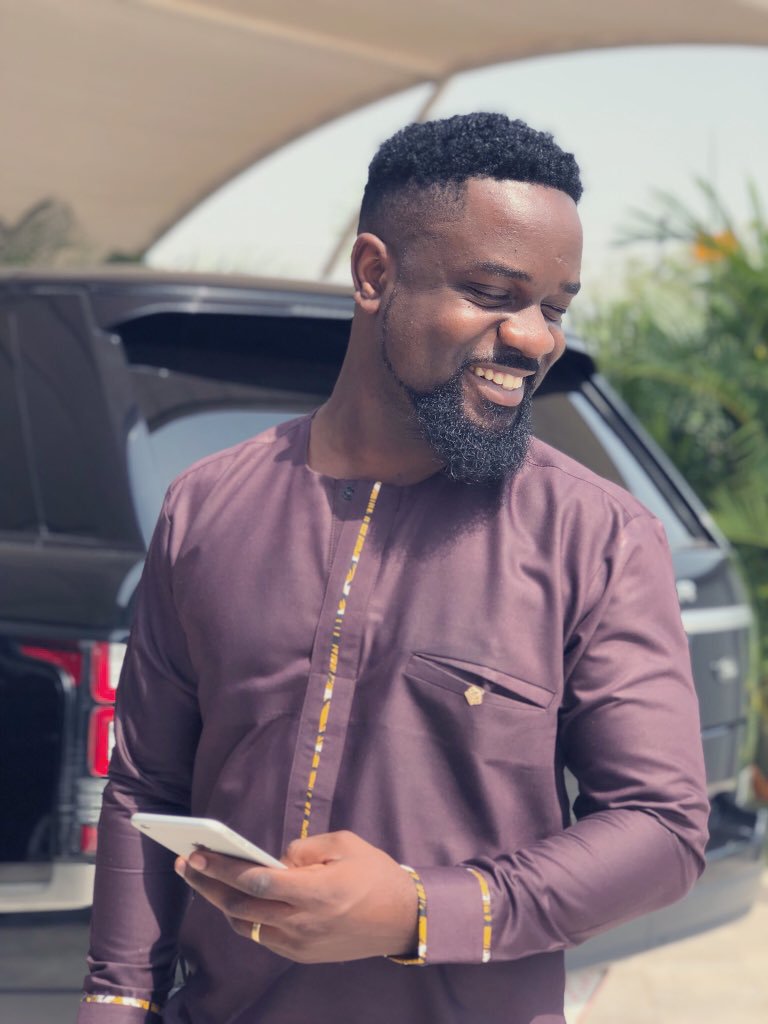 Sarkodie for the first time organises a free concert in Tema