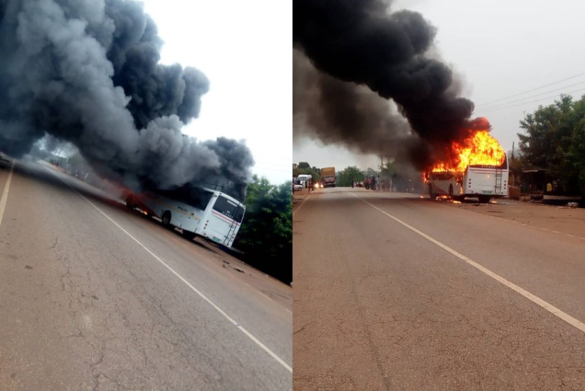 Fire Engulfs Bus Conveying Students Of University Of Energy And Natural Resources To KNUST