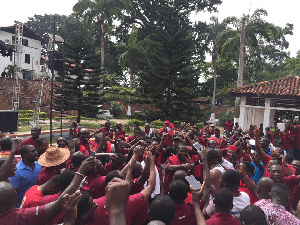 Vandals threaten to stage ‘intellectual walk’ over UG accommodation challenges