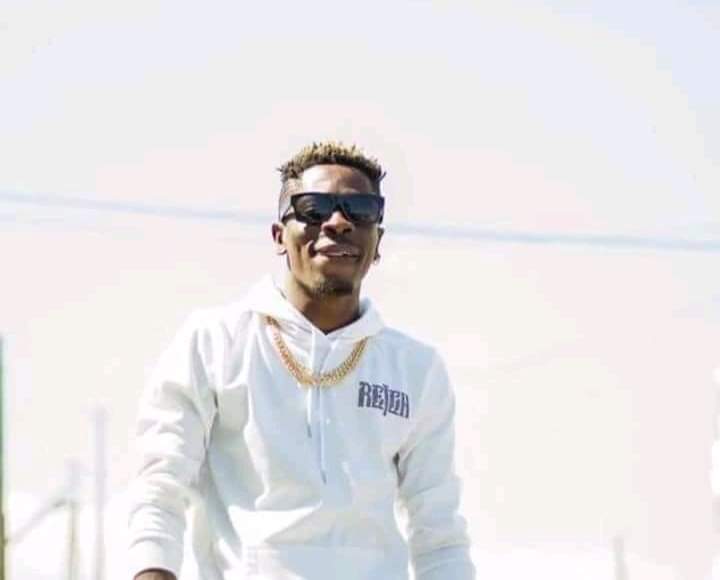 Stop pretending and make Ghana better - Shatta Wale tells Ghanaians