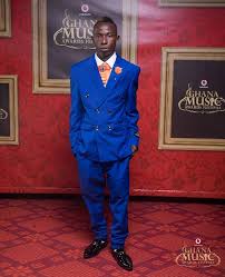 Wedding bells? Patapaa introduces German girlfriend to family and friends