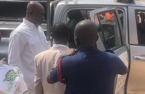 Pastor rearrested for organising church service again
