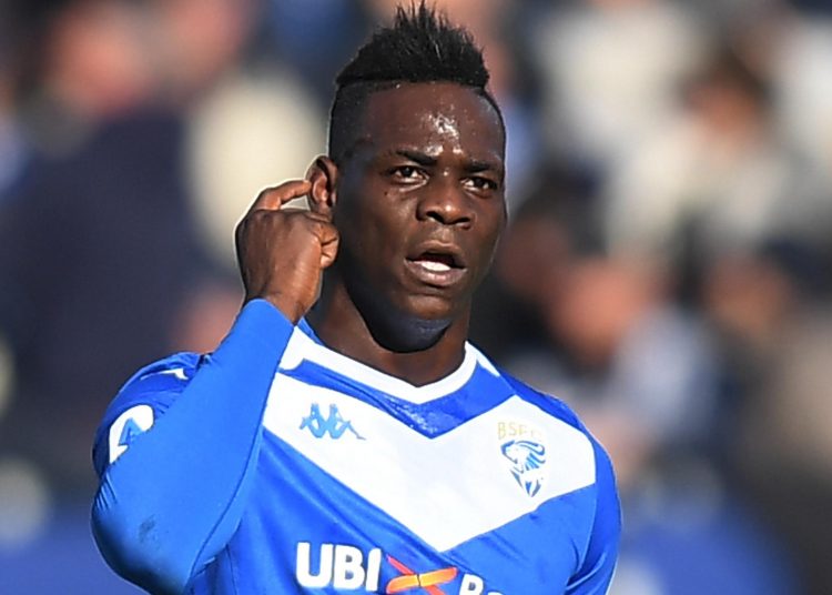 Mario Balotelli names All -time starting eleven