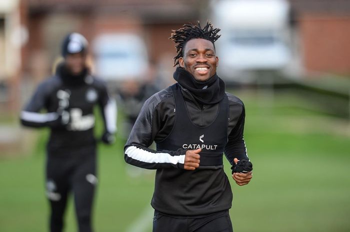 Christian Atsu refutes claims of retiring from the Black Stars