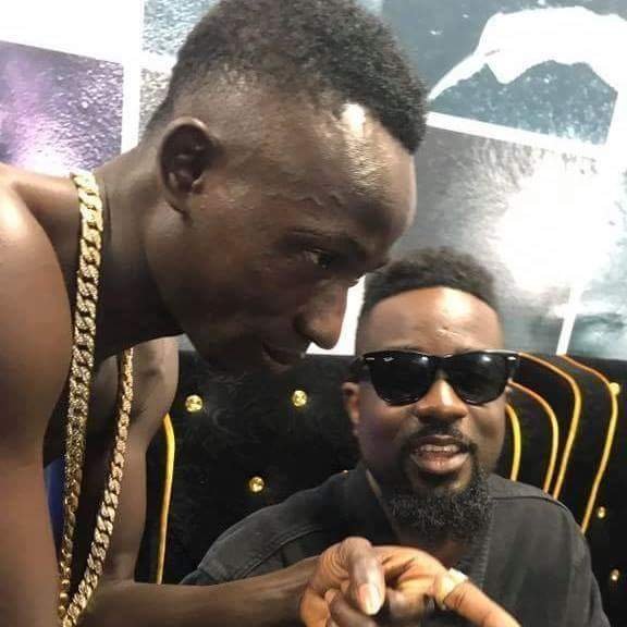 "Patapaa Is Untouchable" - Sarkodie Praises